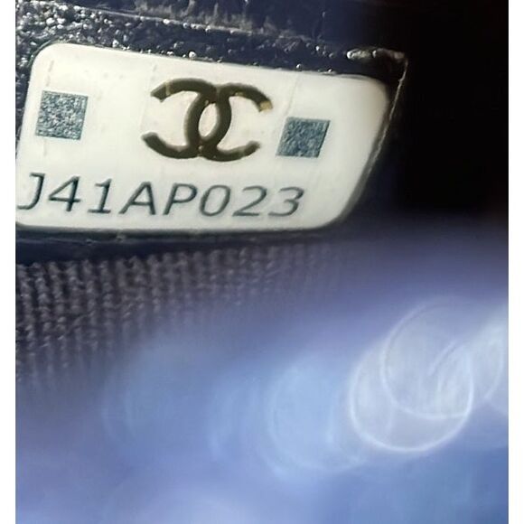 Chanel Twist Your Buttons Drawstring Bucket Bag Quilted Caviar Mini Blue - Picture 6 of 6